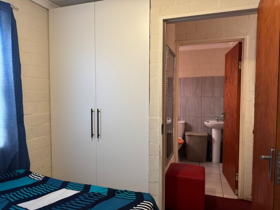 To Let 2 Bedroom Property for Rent in Fountain Village Western Cape